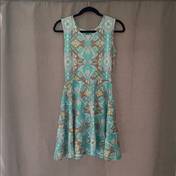 Geometric Pattern Dress - Picture 3 of 3